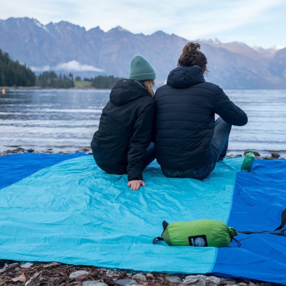 210x200cm große Stranddecke wasserdicht sanddicht tragbar für Reise und Yoga - Bild 18 von 18