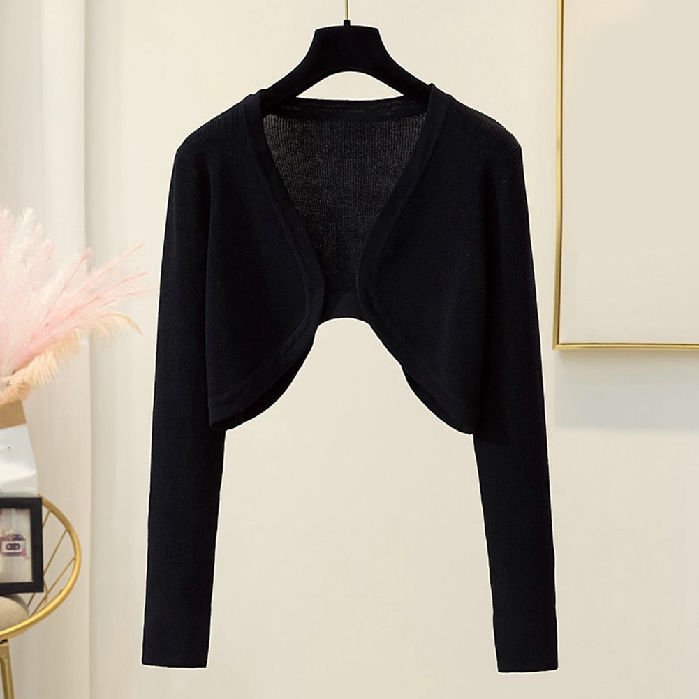 A knitted cardigan with long sleeves, paired with a short shawl jacket and smock - Picture 12 of 17