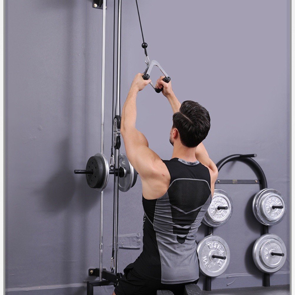 Pulldown Handle for Latissimus Dorsi Muscle Training with Swivel Attachment