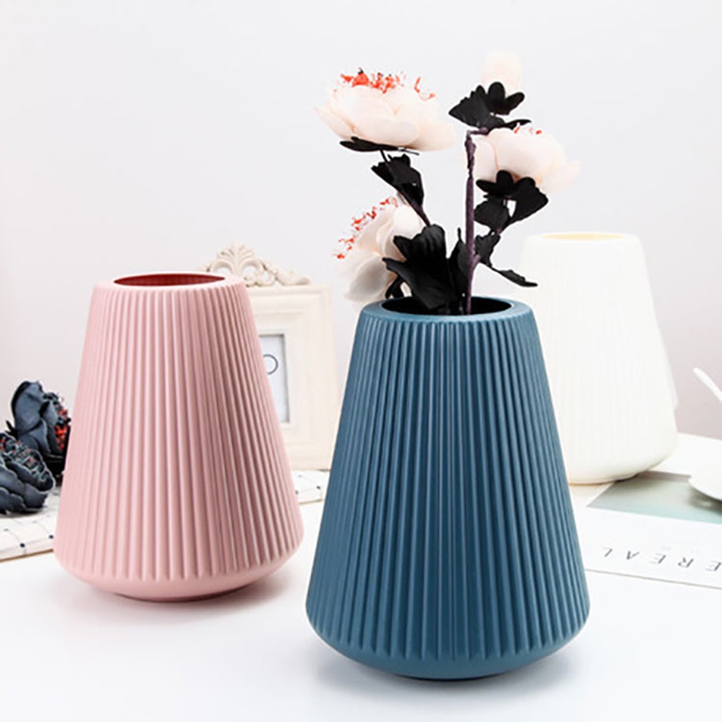 Elegant Plastic Flower Pot with Unique Design for Any Space Enhancement