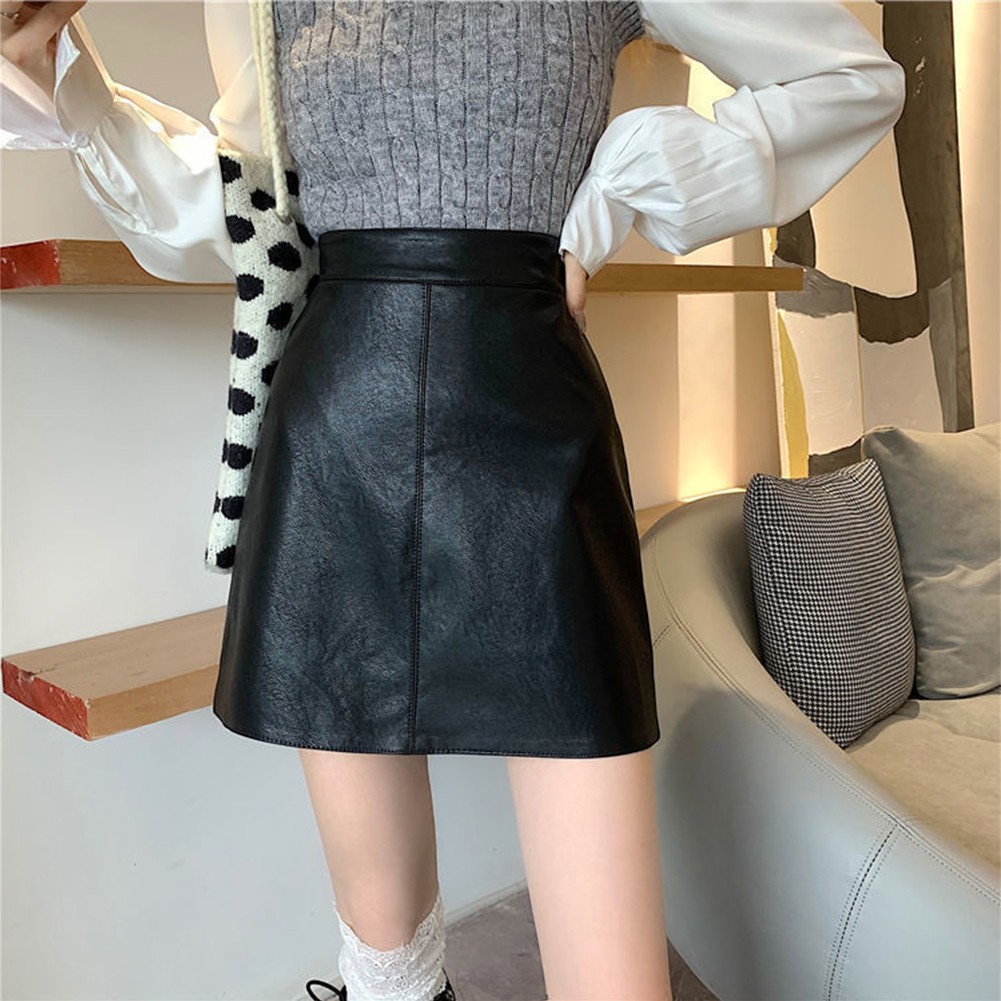 Trendy Short Skirt in PU Leather High Waist Design Feminine and Stylish - Picture 18 of 23