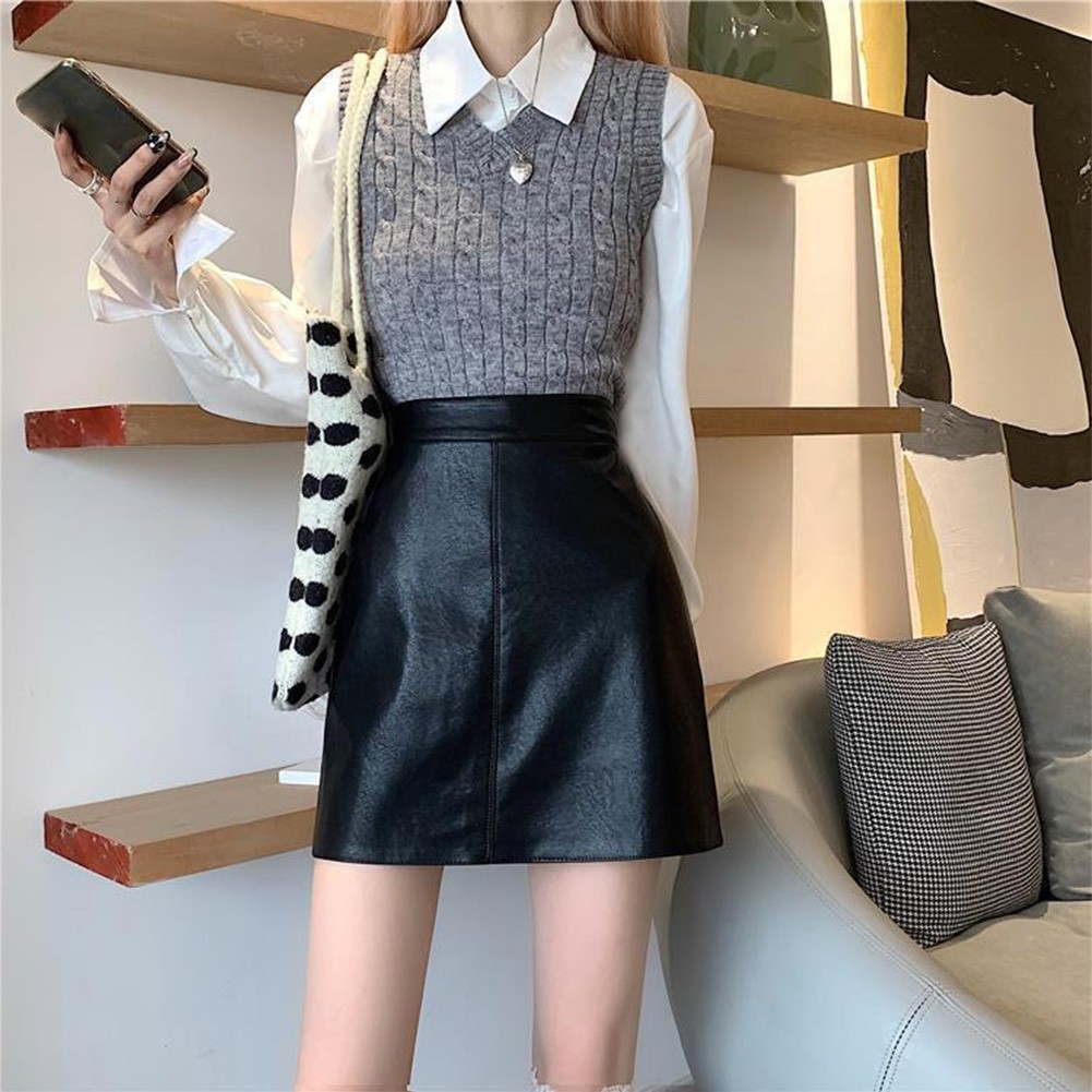 Trendy Short Skirt in PU Leather High Waist Design Feminine and Stylish - Picture 20 of 23