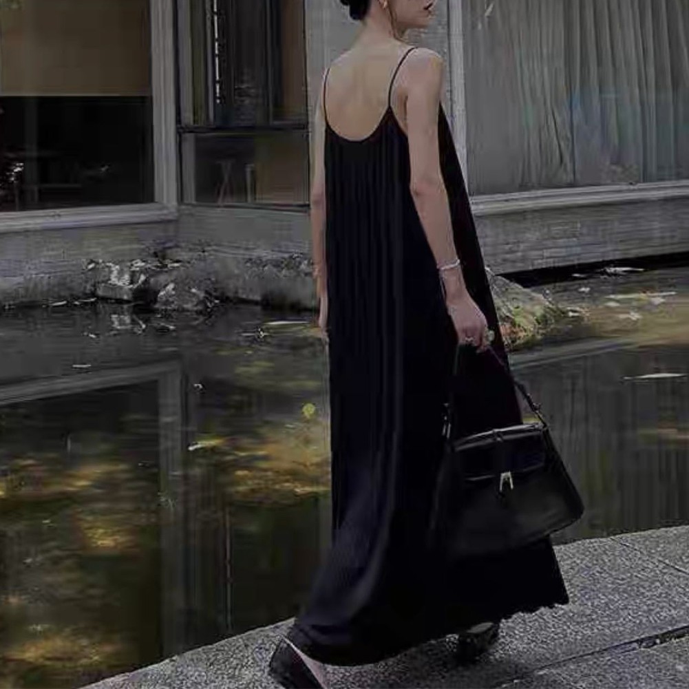 Effortless Charm Women's Temperament Pleated Suspender Dress for Any Occasion - Picture 16 of 24