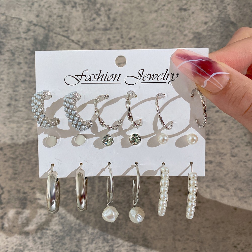Classic Elegance with a Hint of Retro Womens Retro Pearls Earrings Set - Picture 14 of 21