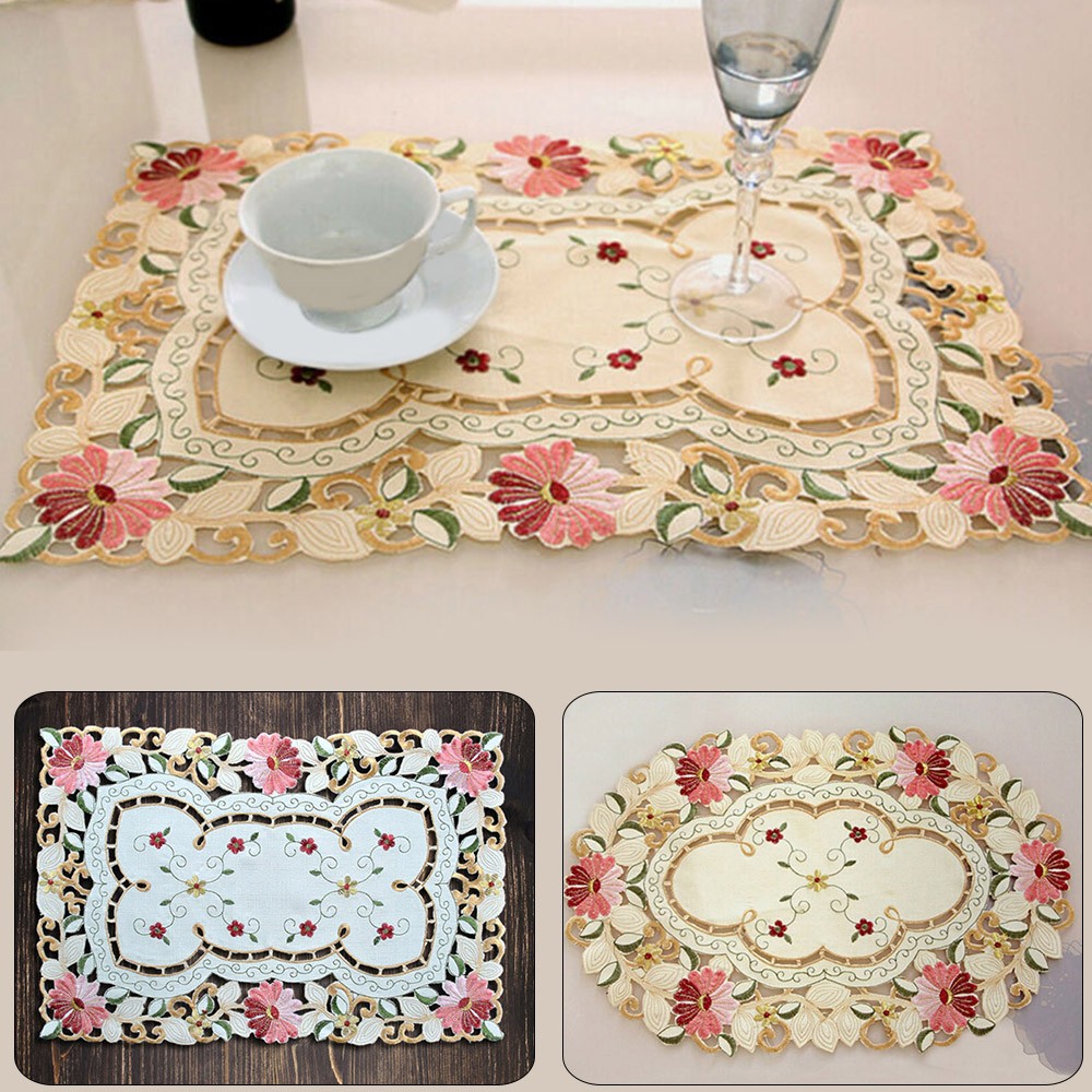 NAPPERON BRODE SUR POLYESTER BLANC RECTANGULAIRE 28X44 AJOURE ROSES NAPPERON BRODE SUR POLYESTER BLANC RECTANGULAIRE 28X44 AJOURE ROSES
