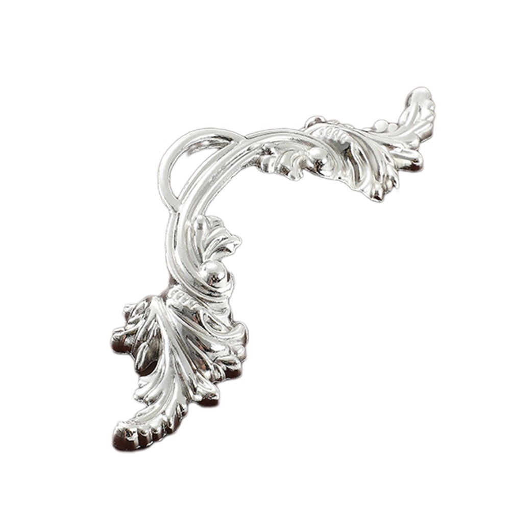 Elegant Zinc Alloy Door Handles Perfect for Home Decor and Interior Accessories
