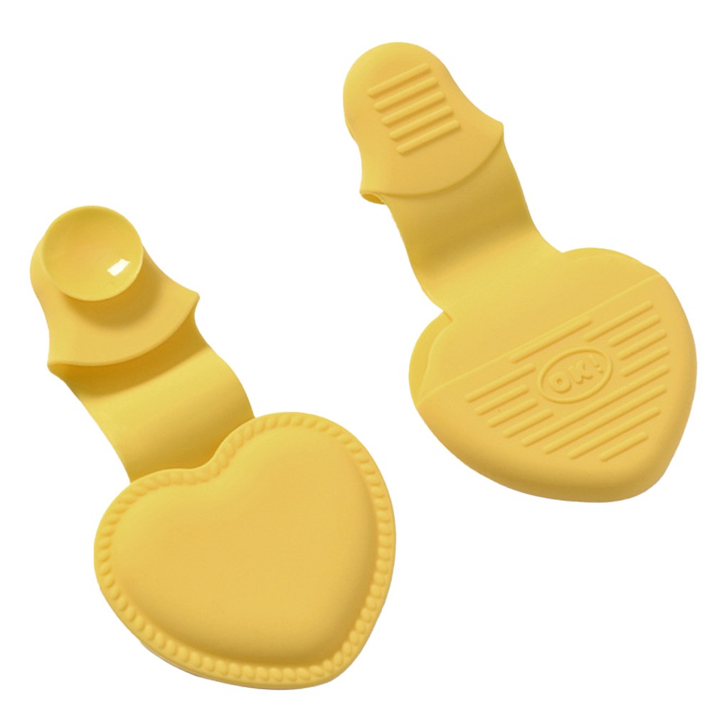 Convenient and Practical Oven Mitts Slip Resistant and Heat Insulation
