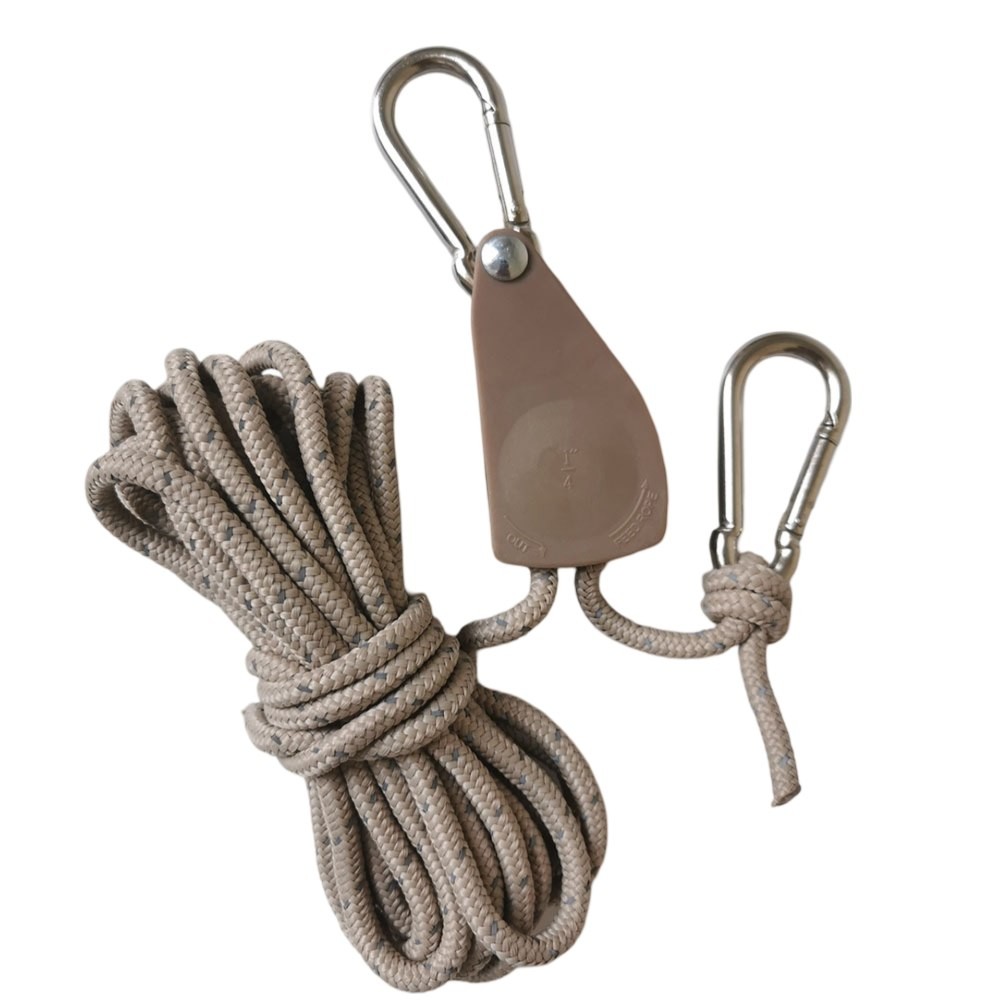 Stabilize Your Tent with Adjustable Pulley Buckle Safety and Convenience - Bild 8 von 11