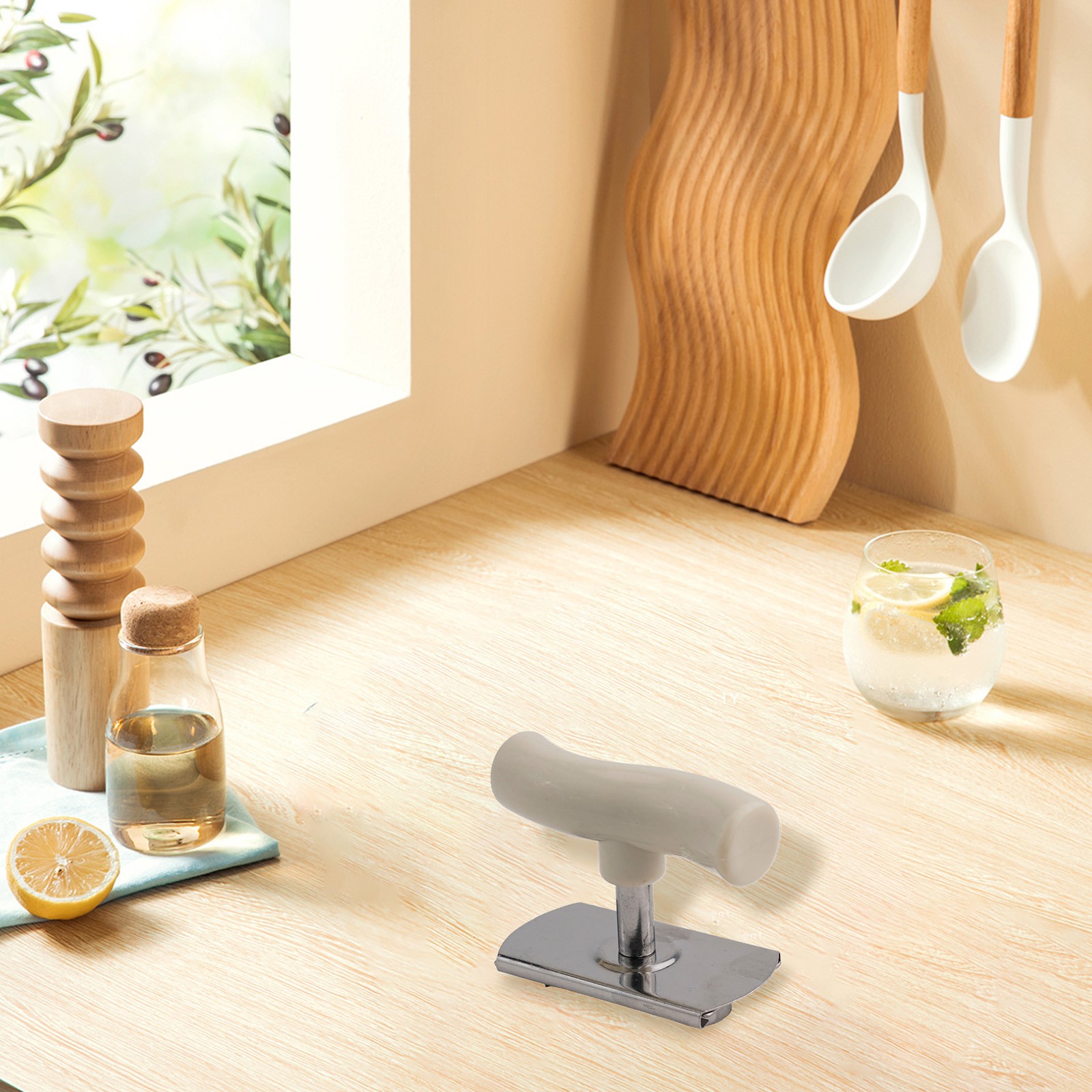 Apri facilmente la maggior parte dei coperchi con questo apribottiglie da cucina - Foto 27 di 36