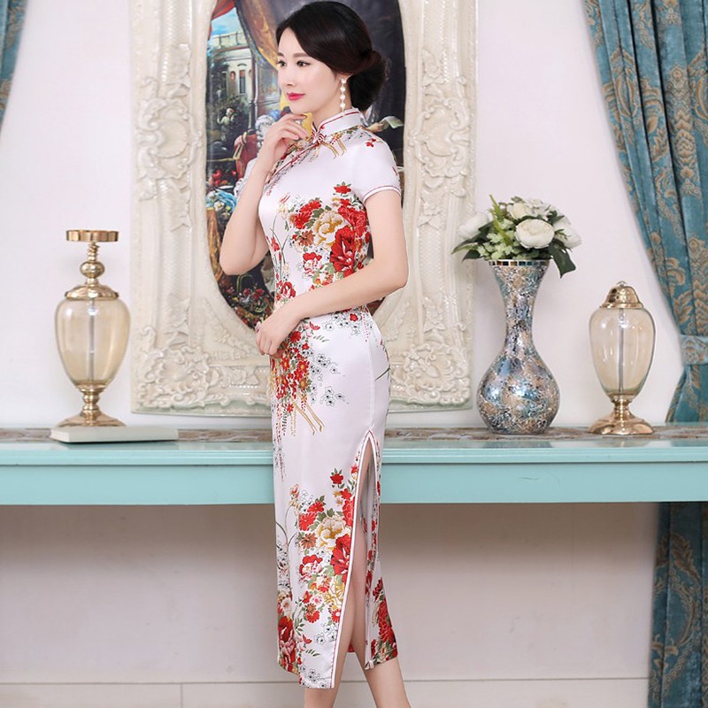 Stylish Traditional Cheongsam Dress with Short Sleeves and Floral Pattern - Picture 10 of 19