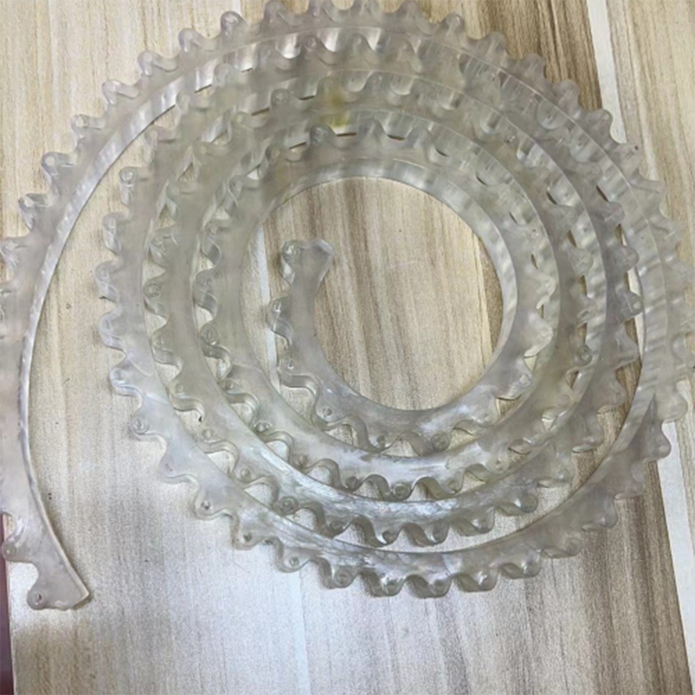 Anspruchsvolle Holzbearbeitung Profilleisten aus hochwertigem Material - Bild 16 von 20