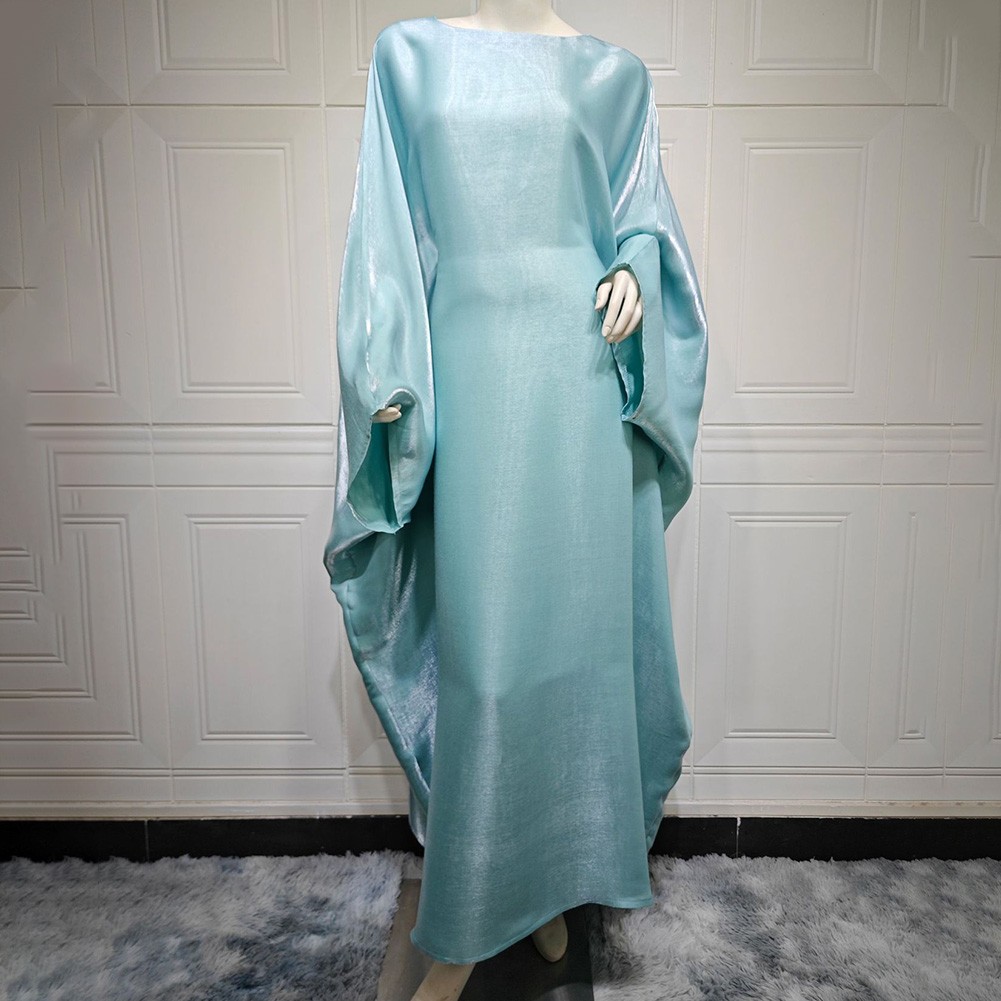 Robe longue femme vendu élégante en tissu soyeux idéale pour les vêtements de tous