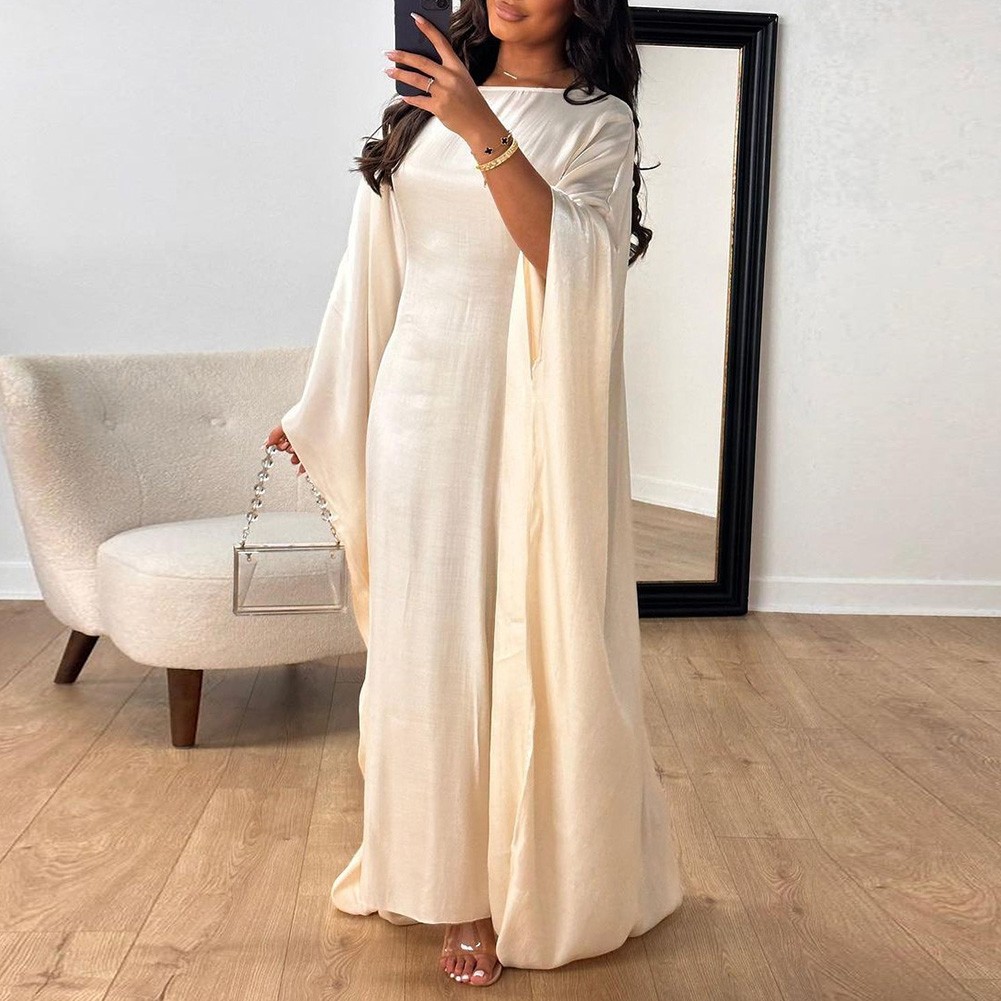 Robe longue femme vendu élégante en tissu soyeux idéale pour les vêtements de tous