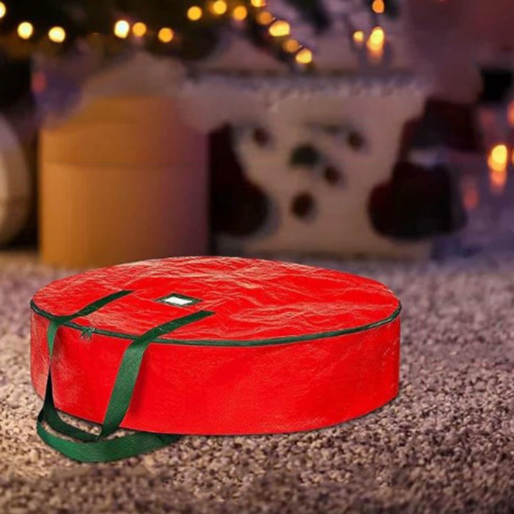 Efficiently Store Your Christmas Wreaths with Our Protective Storage Bag