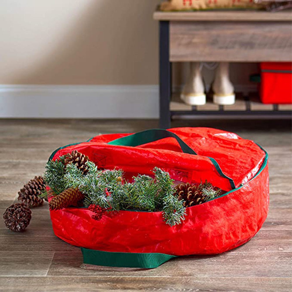 Efficiently Store Your Christmas Wreaths with Our Protective Storage Bag