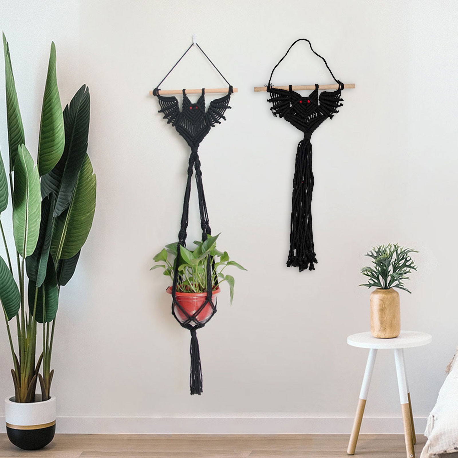Exquisite Hand Woven Bat Pattern Macrame Wall Hanging for Halloween Decor