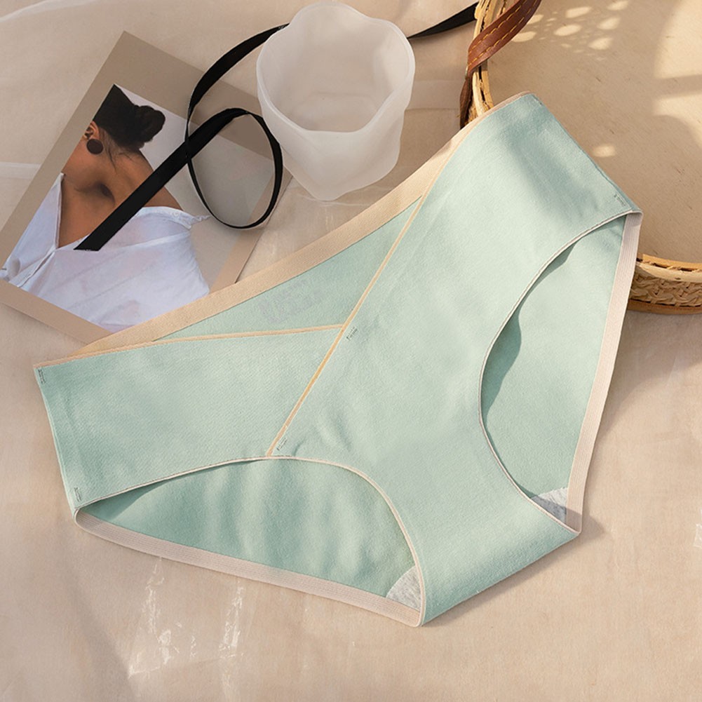Stylish and Practical Low Waist Maternity Underwear with Leak Guarding