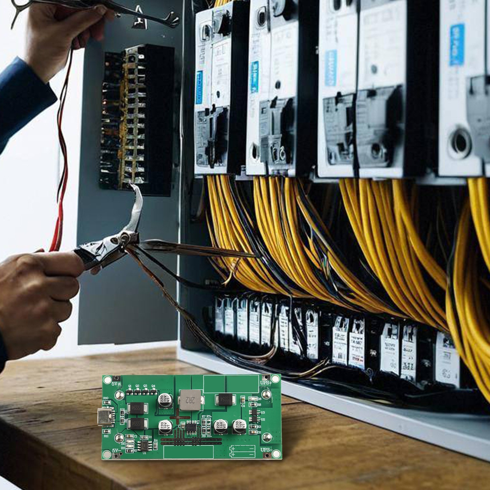 Innovativer Lithium Power Booster mit wesentlichen Schutzmechanismen - Bild 33 von 39