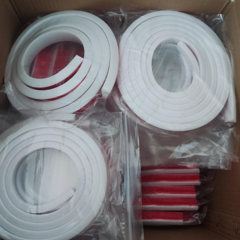 Bande de seuil en silicone design remise innovant empêche efficacement les déversements deau
