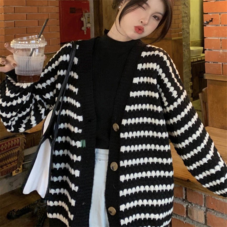 Cardigan femme élégant pull rayé chaleur élégante en officiel toute saison