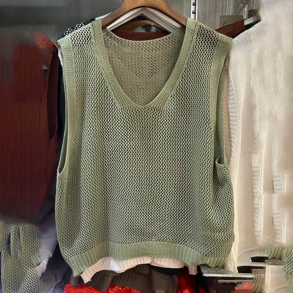 Sleek Womens Casual Tunic Length Knit Vest with Modern Design Features - Picture 21 of 27