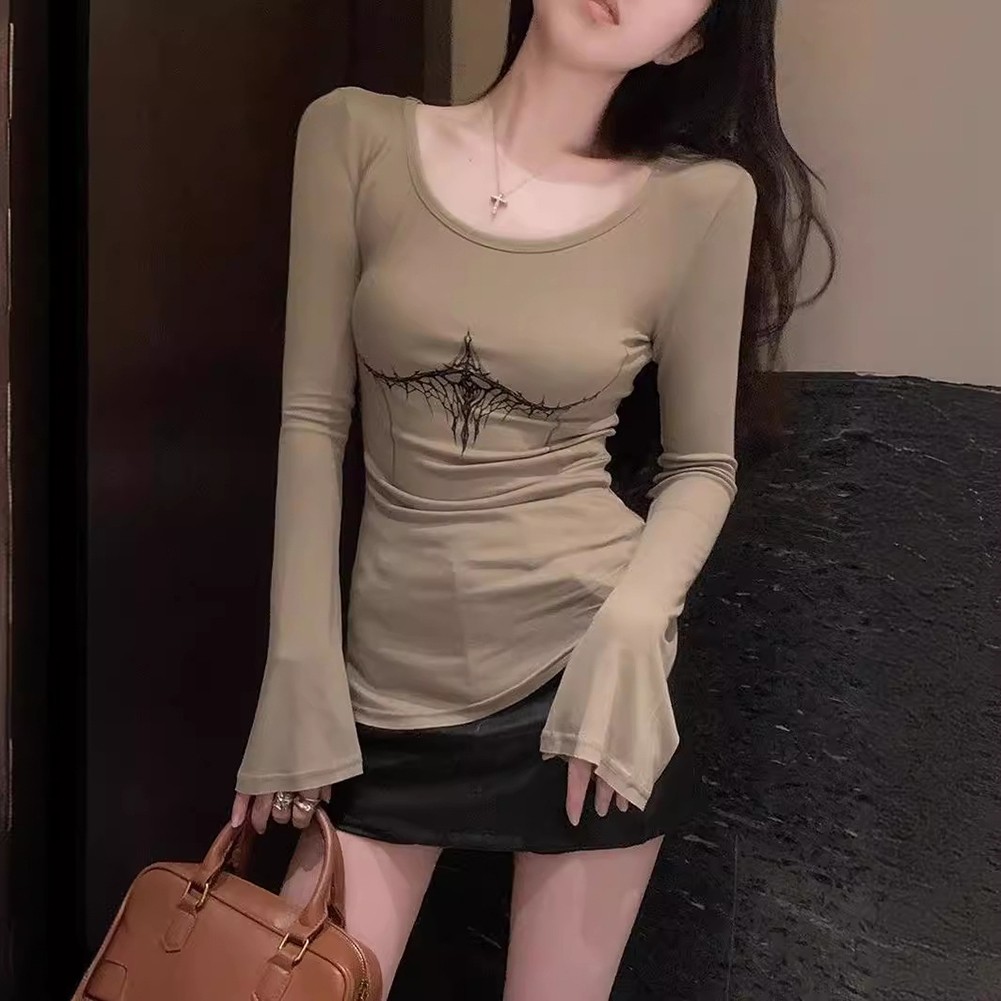 Sleek Womens Spring Style Bell Sleeves & Irregular Fit in Elegant Graphic Top - Picture 13 of 48