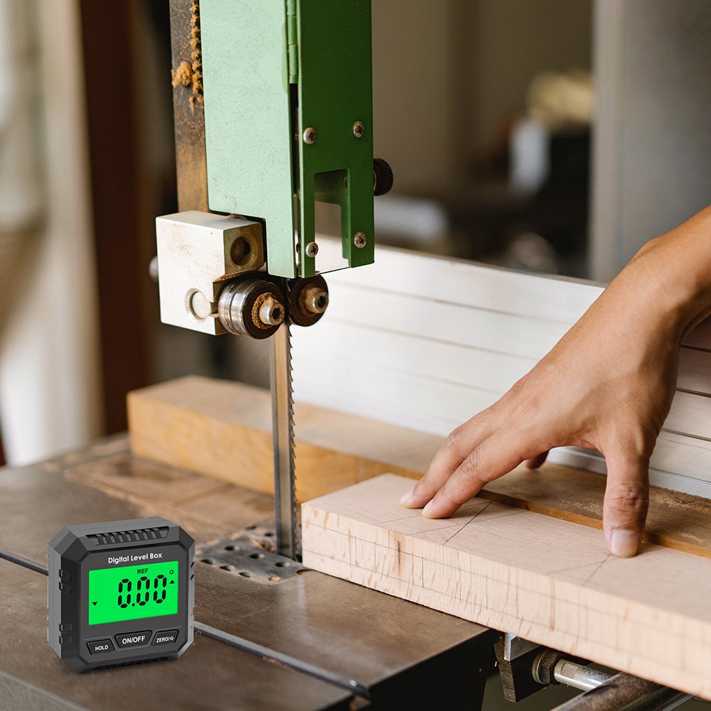 Compact Digital Level Tool with Accurate Measurements for DIY Enthusiasts - Picture 18 of 35