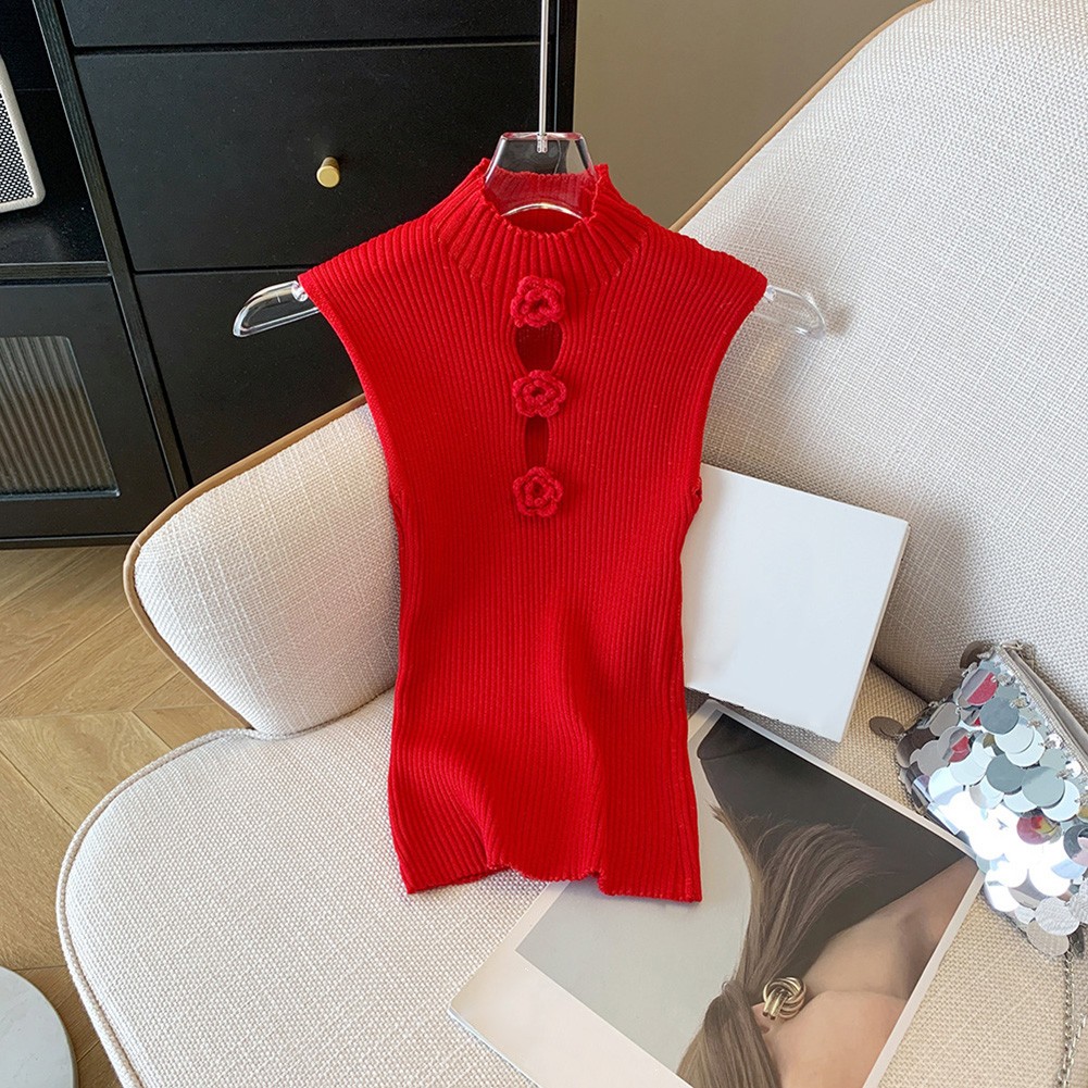 Stylish Sleeveless Vest with Red Flowers Perfect Addition to Summer Fashion - Picture 17 of 19