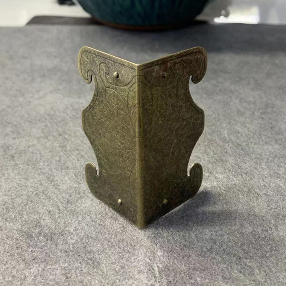 Elegante scatola in legno stile vintage protezioni piedi con staffe in ferro set - Foto 35 di 36
