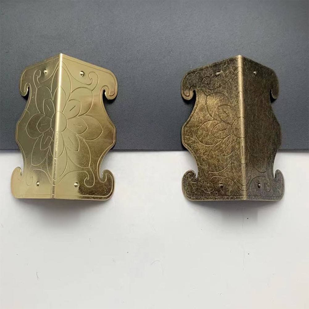 Elegante scatola in legno stile vintage protezioni piedi con staffe in ferro set - Foto 19 di 36