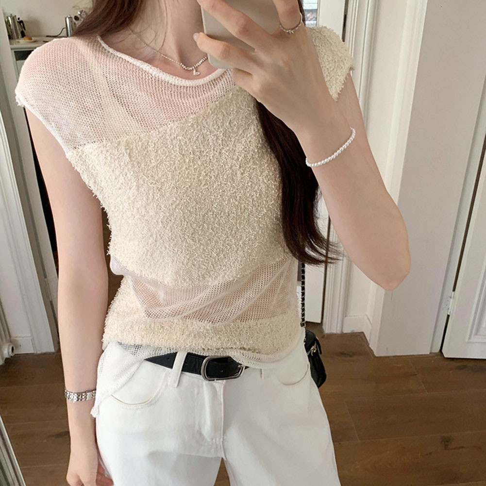 Essential Women's Sleeveless Tee Perfect for Layering or Standalone Wear - Picture 12 of 14