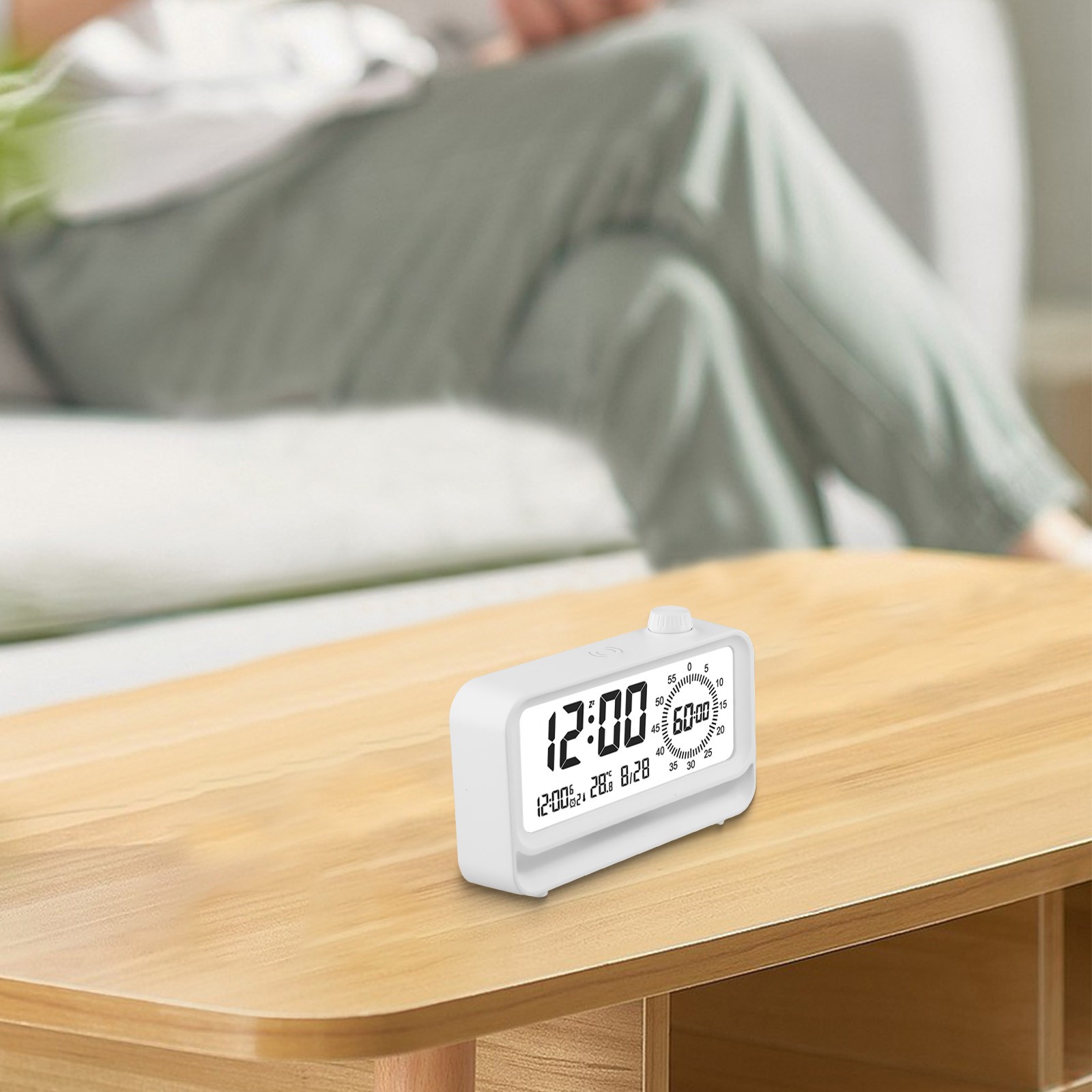 Multifunctional Electronic Clock with Timer Date and Temperature Display