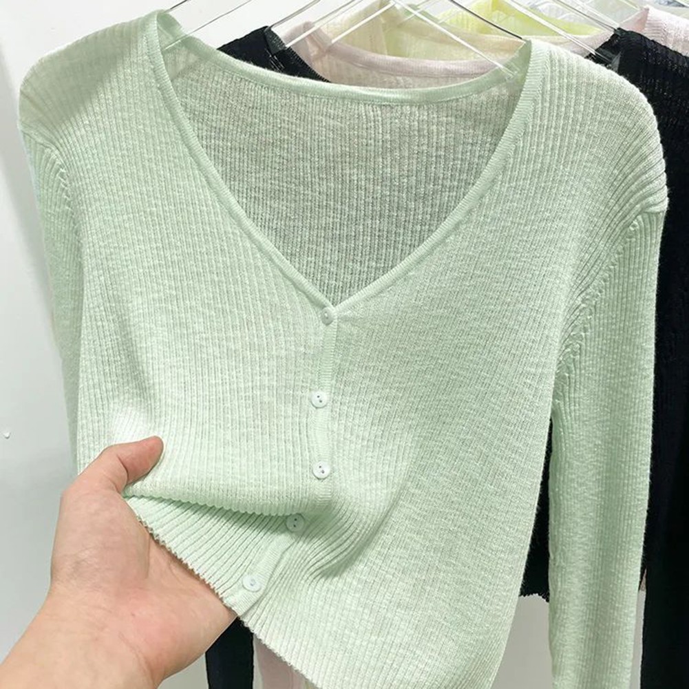 Leichtes Strick T-Shirt mit V-Ausschnitt für Damen in Unifarben für den Sommer - Bild 23 von 23
