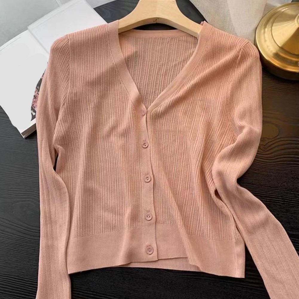 Leichtes Strick T-Shirt mit V-Ausschnitt für Damen in Unifarben für den Sommer - Bild 20 von 23