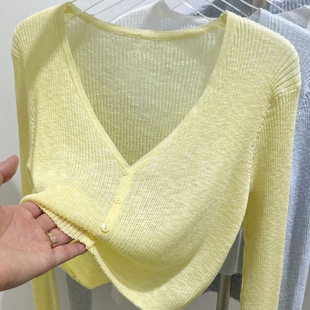 Leichtes Strick T-Shirt mit V-Ausschnitt für Damen in Unifarben für den Sommer - Bild 17 von 23