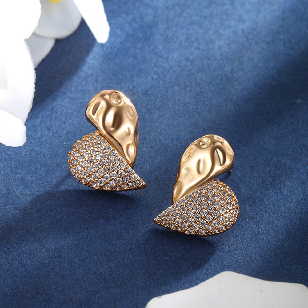 Fashionable Zirconium Heart Stud Earrings Lightweight Comfortable Wear - Picture 13 of 15