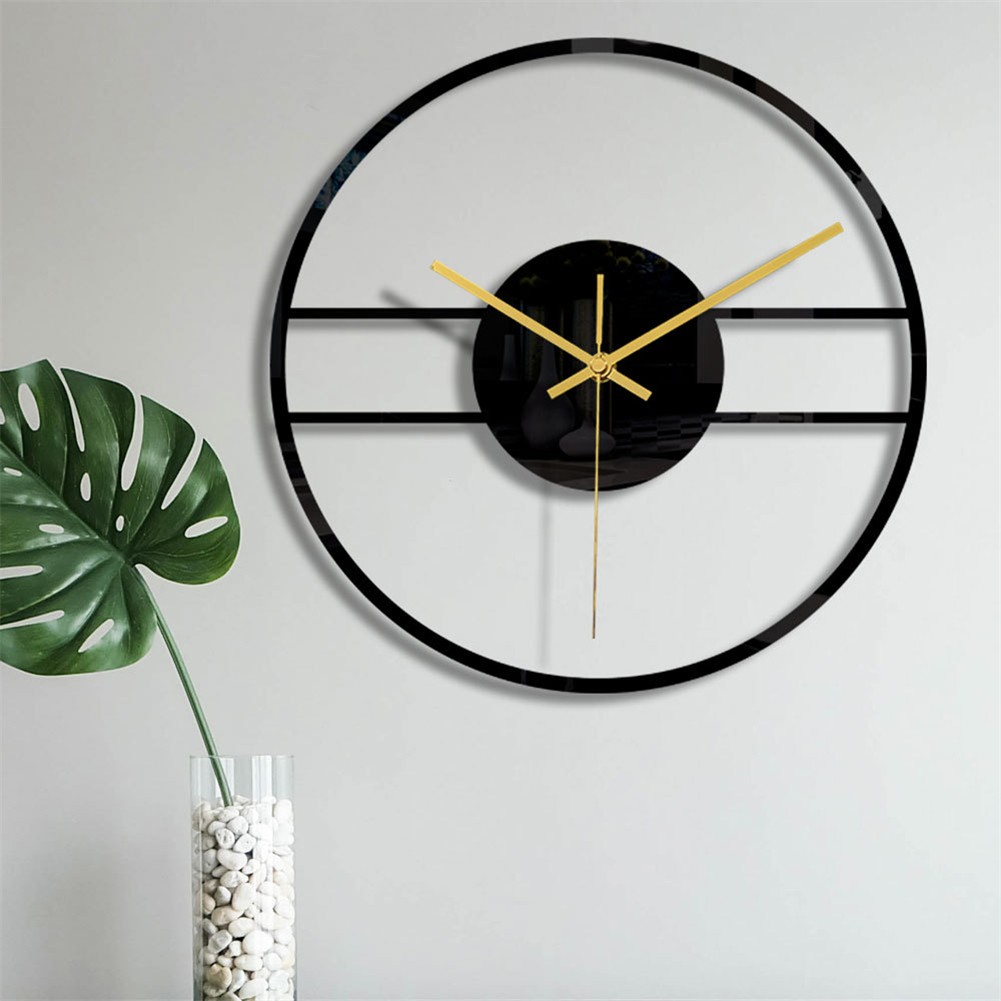 Functional and Stylish 12 Inch Acrylic Round Wall Clock For Your Space