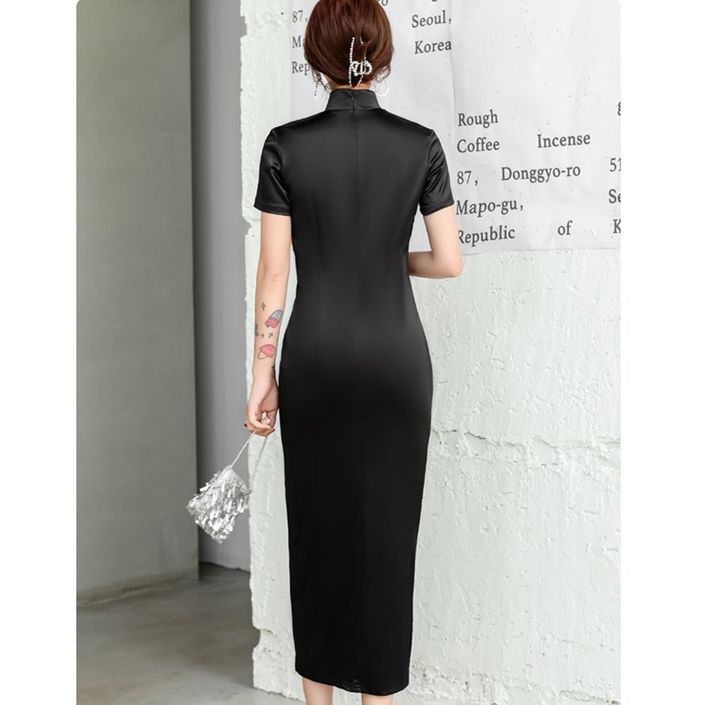 Aesthetic Vintage Qipao Featuring Stunning Embroidered Dragon Patterns - Picture 15 of 37