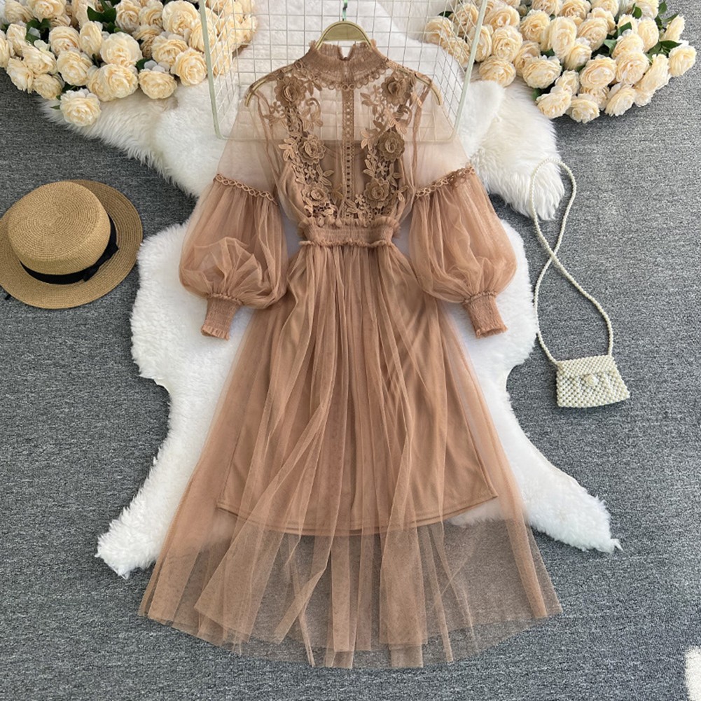 Langes Kleid mit Spitze und Blumenmuster für Damen mit Gazeärmeln und Weste 2- - Bild 14 von 22