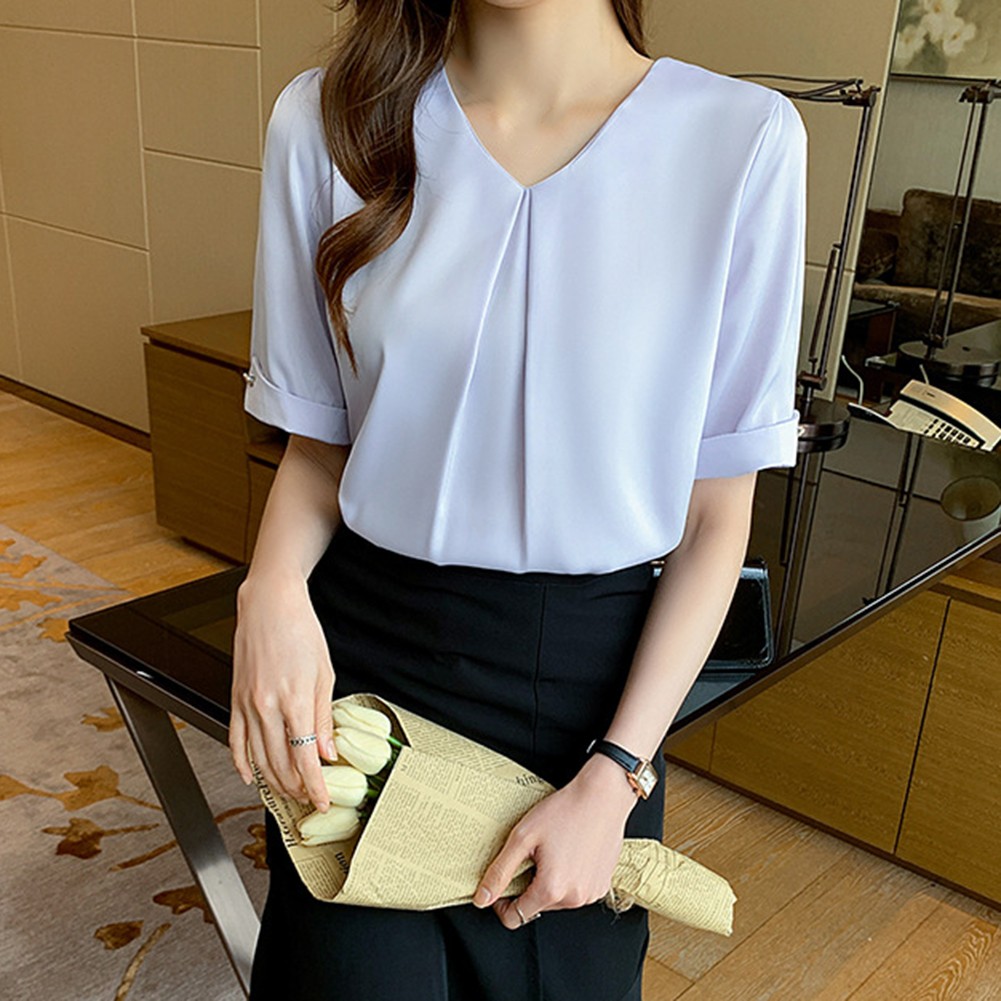 Womens Lightweight V Neck T Shirt with Short Sleeves Perfect for Outings - Picture 24 of 60