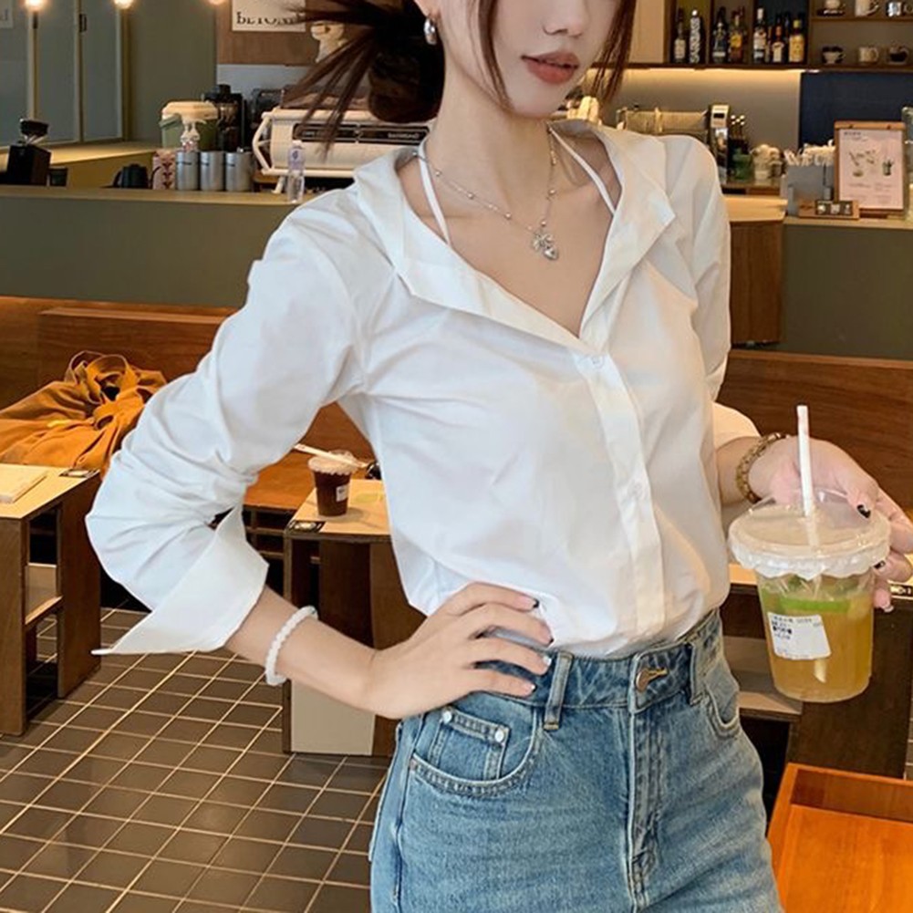 Elegantes weißes Langarmshirt für Damen mit Relaxed Fit und V-Ausschnitt - Bild 14 von 28