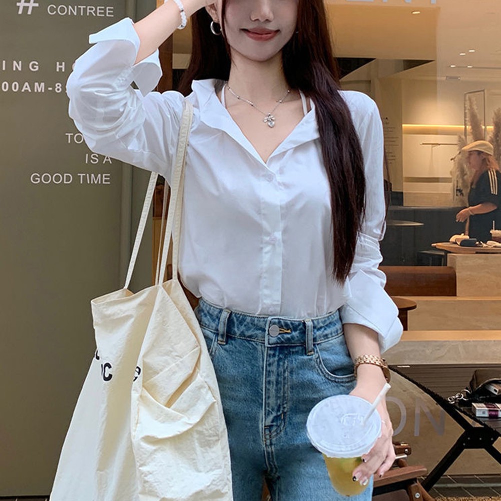 Elegantes weißes Langarmshirt für Damen mit Relaxed Fit und V-Ausschnitt - Bild 15 von 28