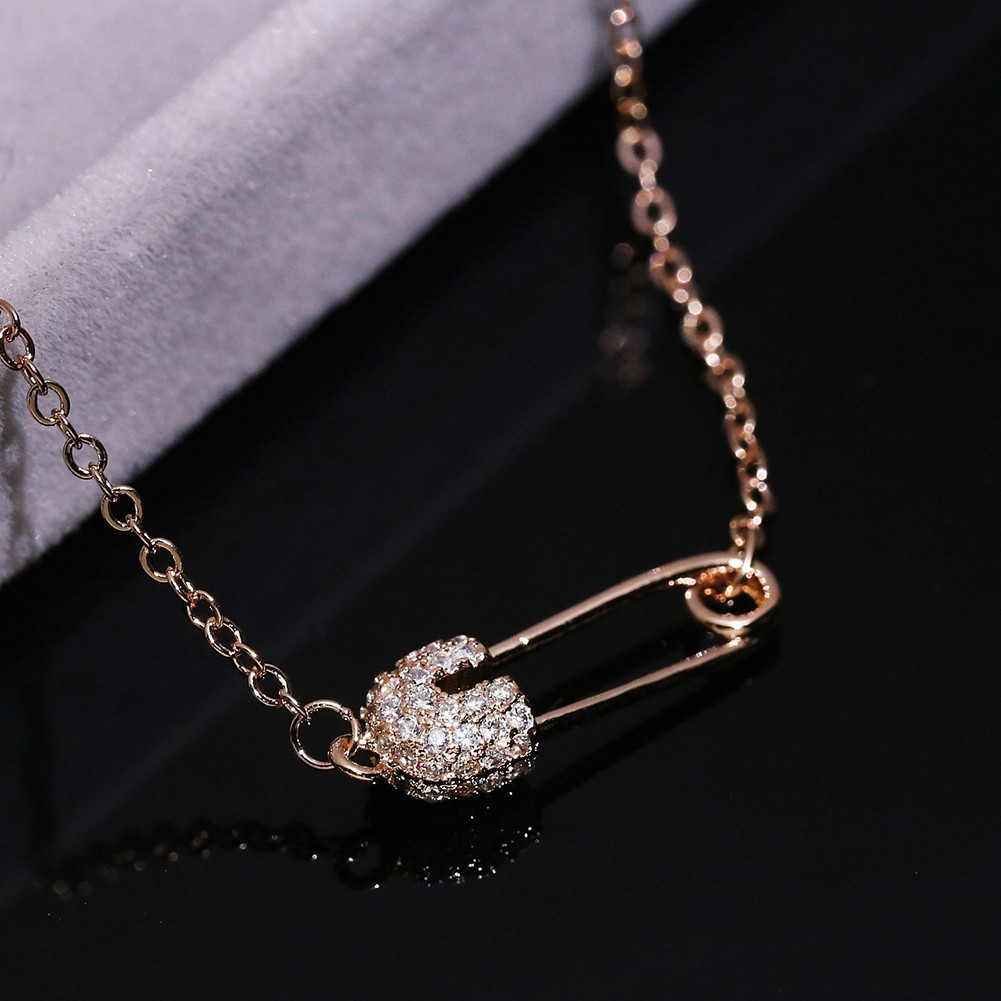 Glamorous Women's Pendant Necklace with Unique Features and Chic Appeal - Picture 6 of 6