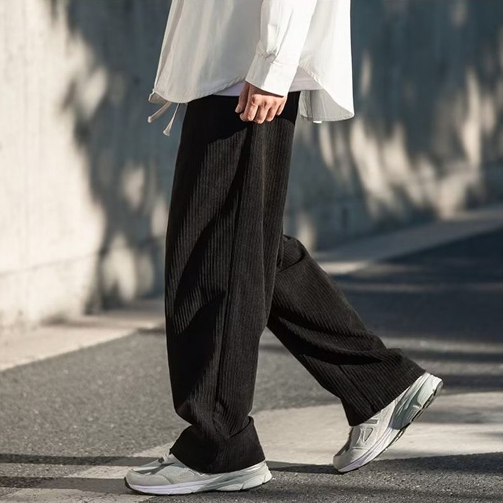 Bequeme einfarbige Herren Cordhose f��r Relaxed Fit Lifestyle - Picture 17 of 42