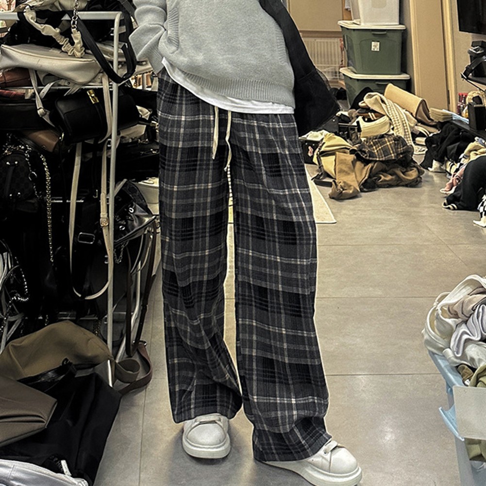 Fashionable Women's Loose Fit Straight Wide Leg Pants with Retro Plaid Design - Picture 14 of 24