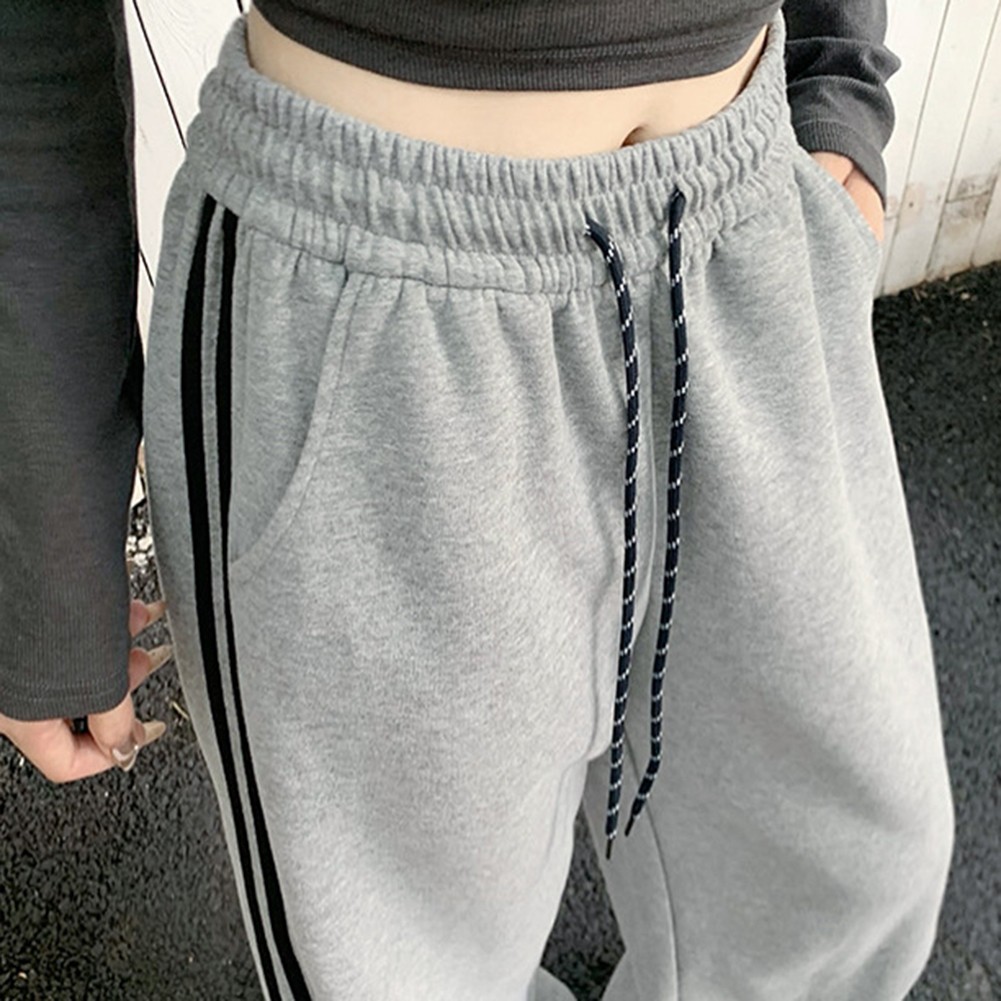 Stylish Women's Wide Leg Striped Sweatpants for All Seasons Casual Look - Picture 15 of 24