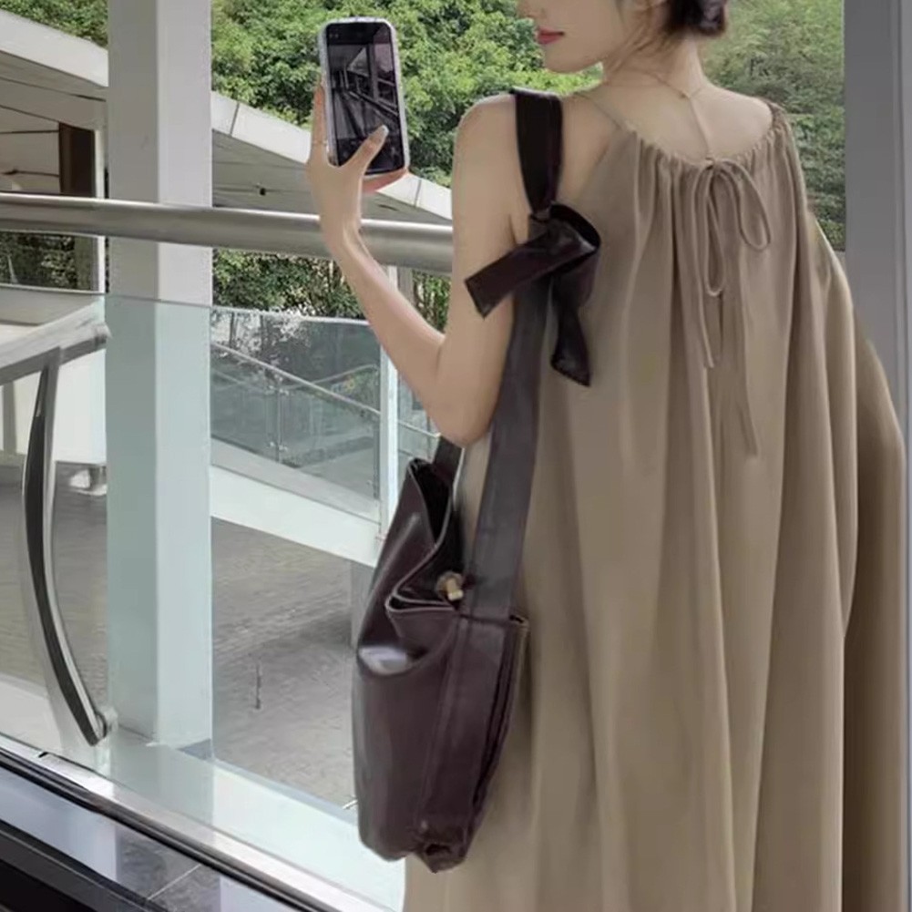 Comfortable Casual Dress for Women with Suspenders and Long Skirt Style - Picture 15 of 24