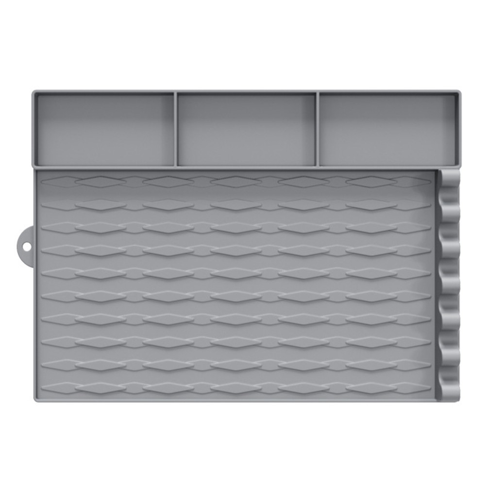 Smart Design BBQ Mat that Promotes Better Hygiene with its Hanging Dry Feature