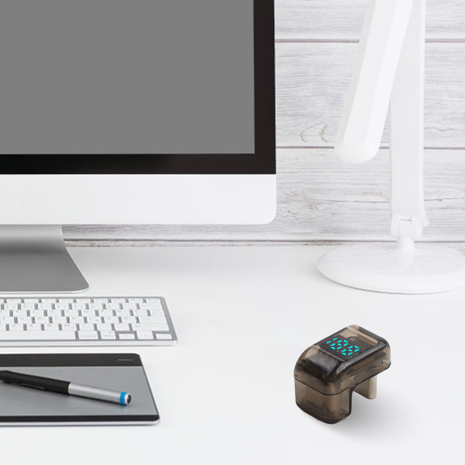 Adaptateur USB C avec conception d'angle unique et prise en charge du transfert - Photo 24 sur 41