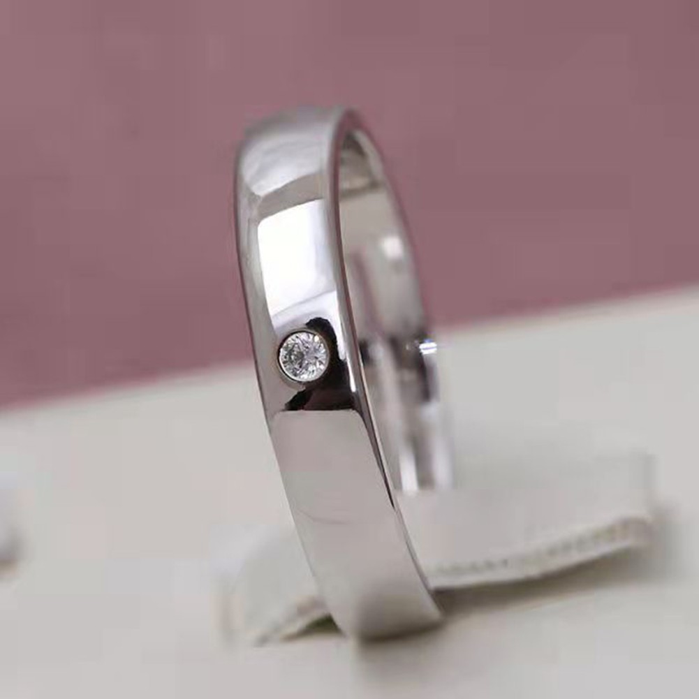 Fashionable Couple's Adjustable Rings for Marriage Proposals and Events
